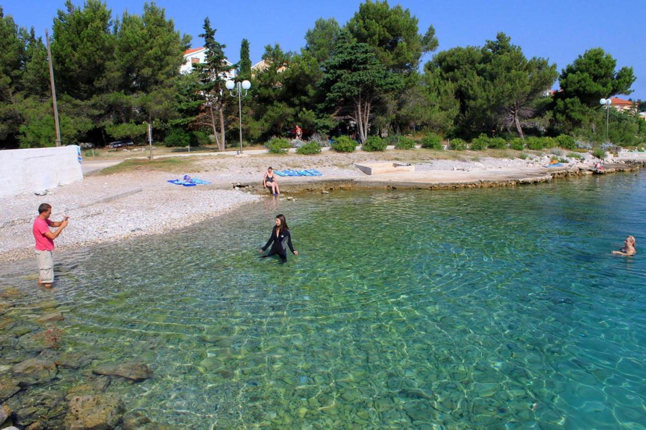 Apartments With A Parking Space Ugljan - 15613 Εξωτερικό φωτογραφία